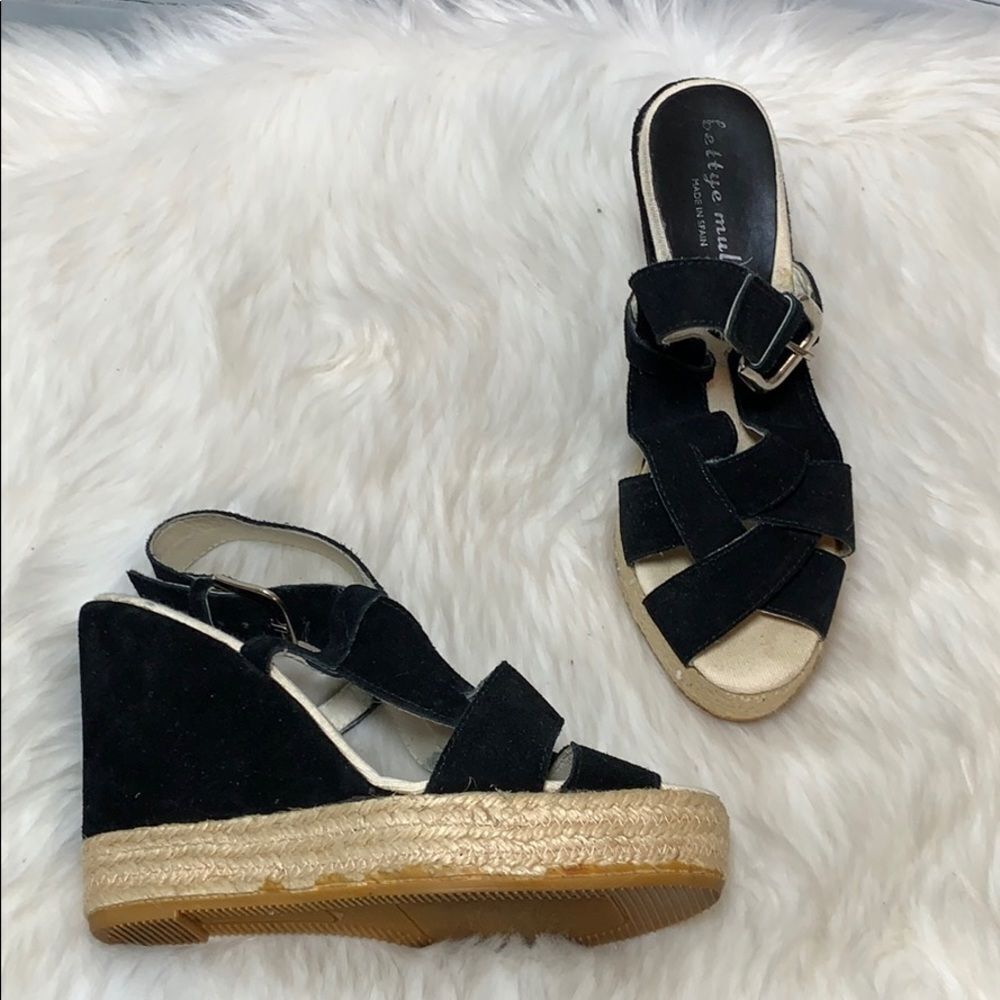 Anthro Bettye Muller Black Suede Platforms Sz 39/9